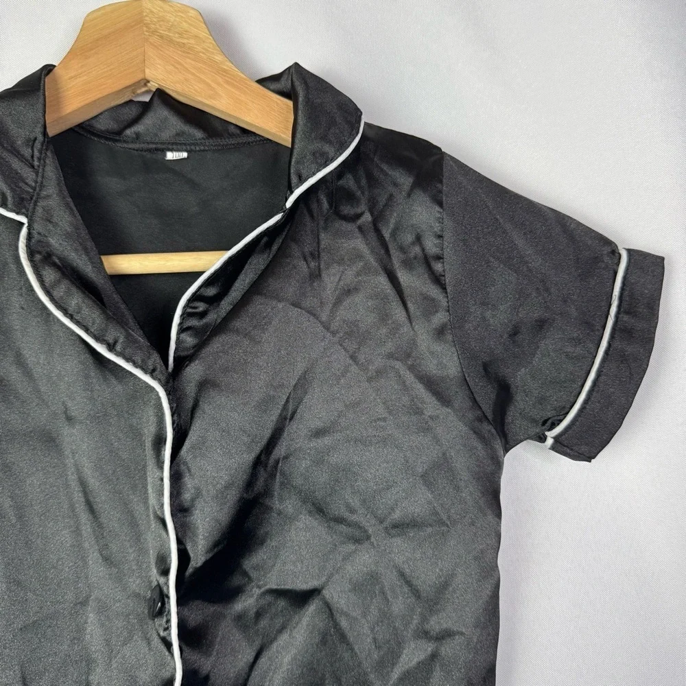 Boutique Black Satin Short Sleeve‎ Button Down Pajama Top 3T